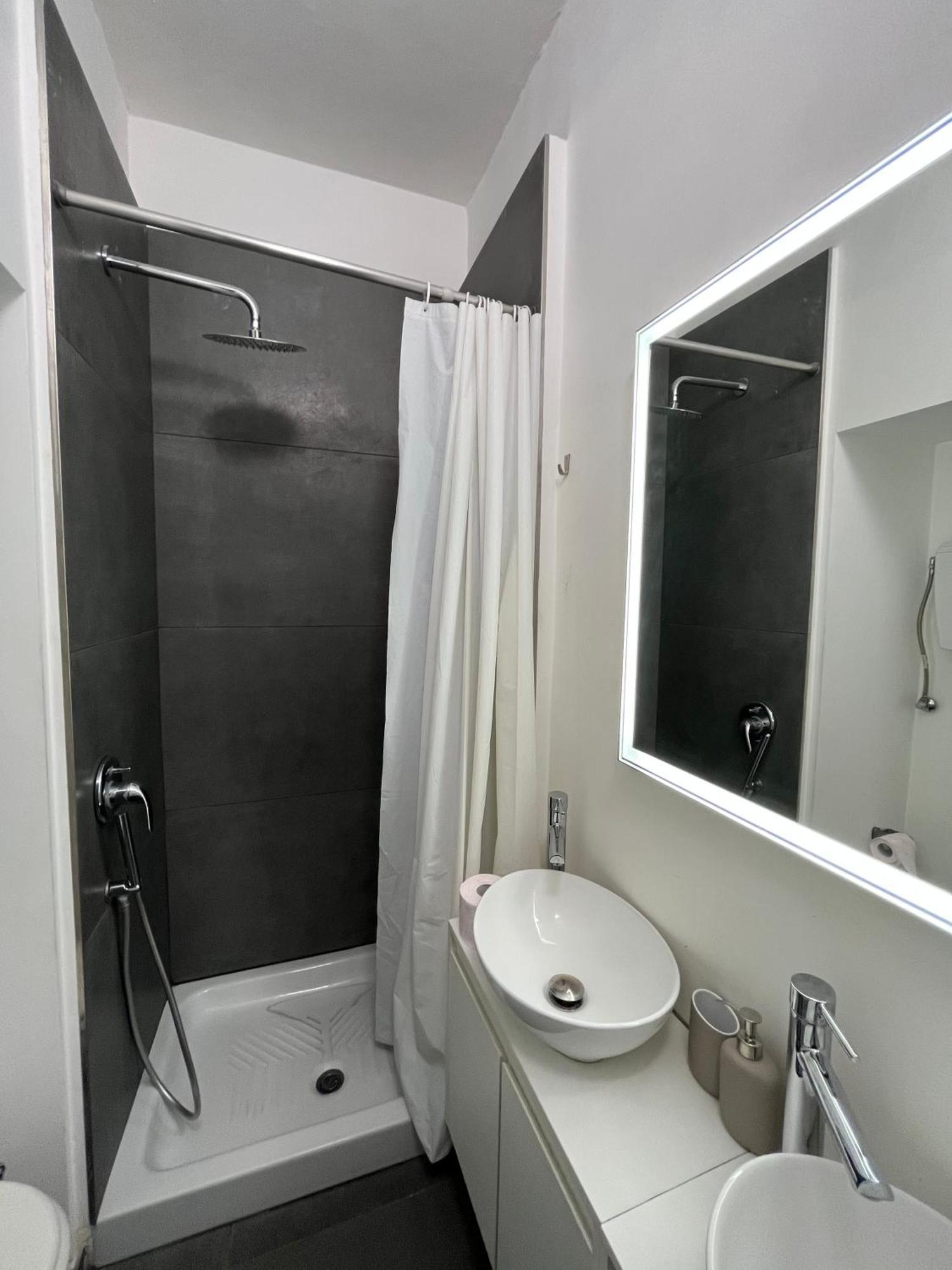 Porta Susa Rooms - Camere Porta Susa Турин Экстерьер фото